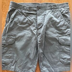 Denver Hayes Olive Green/Gray Cargo Shorts Versatile Lightweight Design